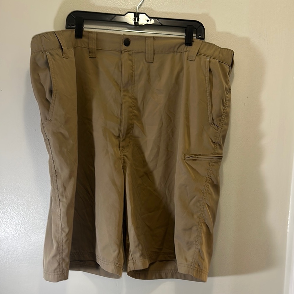 Wrangler Tan Cargo Shorts Lightweight Relaxed Fit